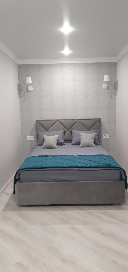 Flat in the city center Poltava Ngoại thất bức ảnh